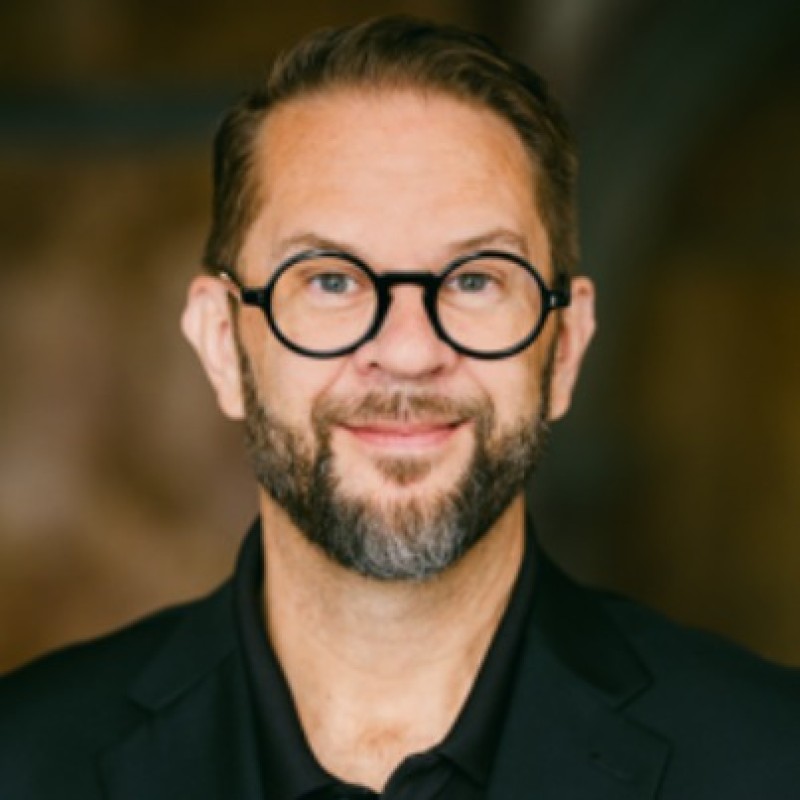 Dr. Grant headshot